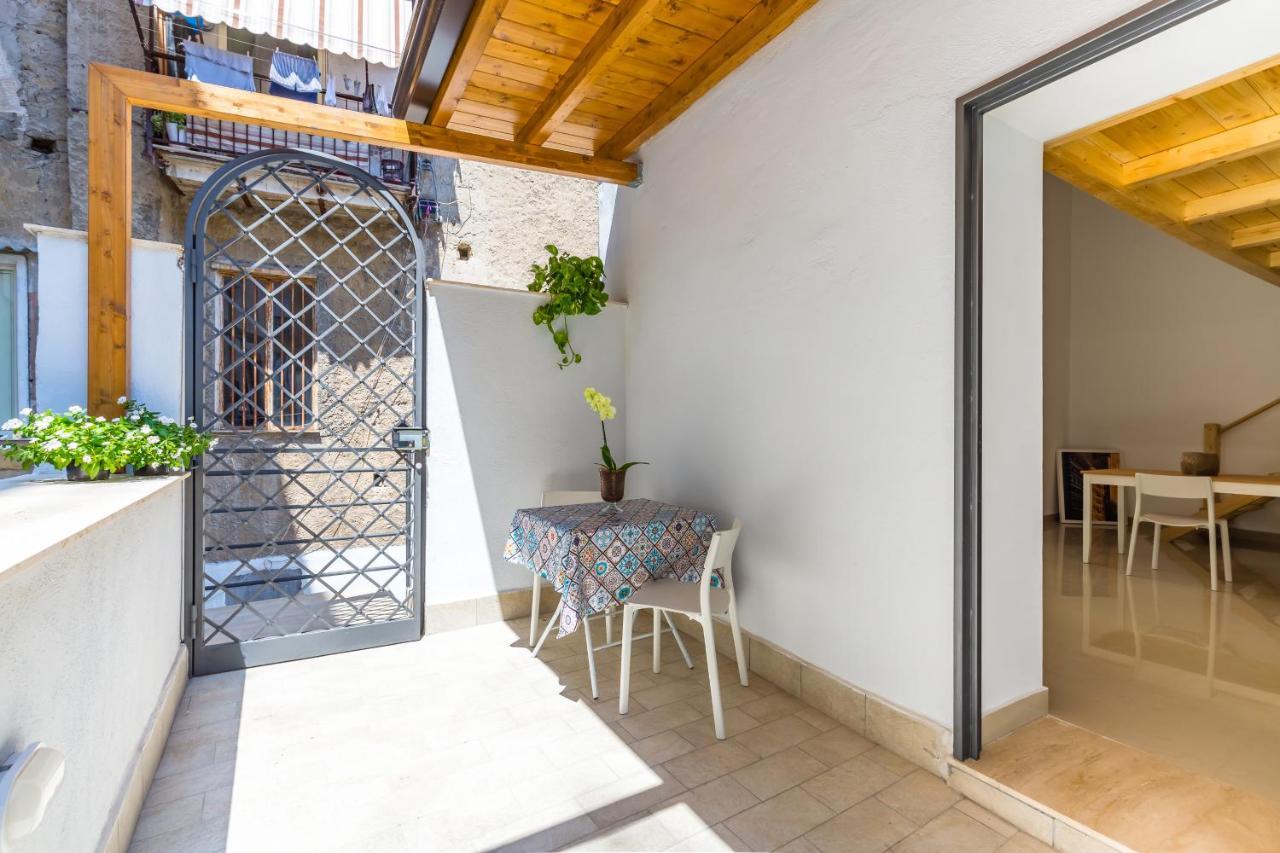 Naiva 2 Apartman Nápoly Kültér fotó